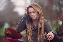 WCQ579 The Fabulous Crystal Bowersox
