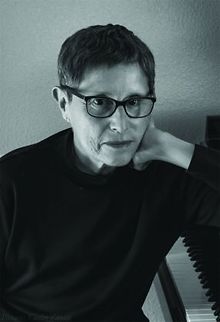 BOOKS 
Legendary Chicago 'lesbian of conscience' tells her story