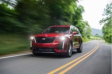 AUTOS-2020-Cadillac-XT6-is-the-stylish-transport-for-you-and-your-posse