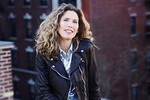 Sophie B. Hawkins swoops into City Winery this May