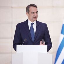 Greek-legislature-approves-marriage-equality